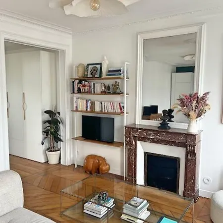Appartamento Sunny 2 Bedroom In Batignolles