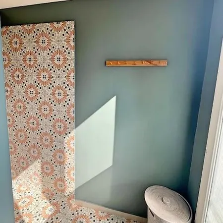 Appartamento Sunny 2 Bedroom In Batignolles *